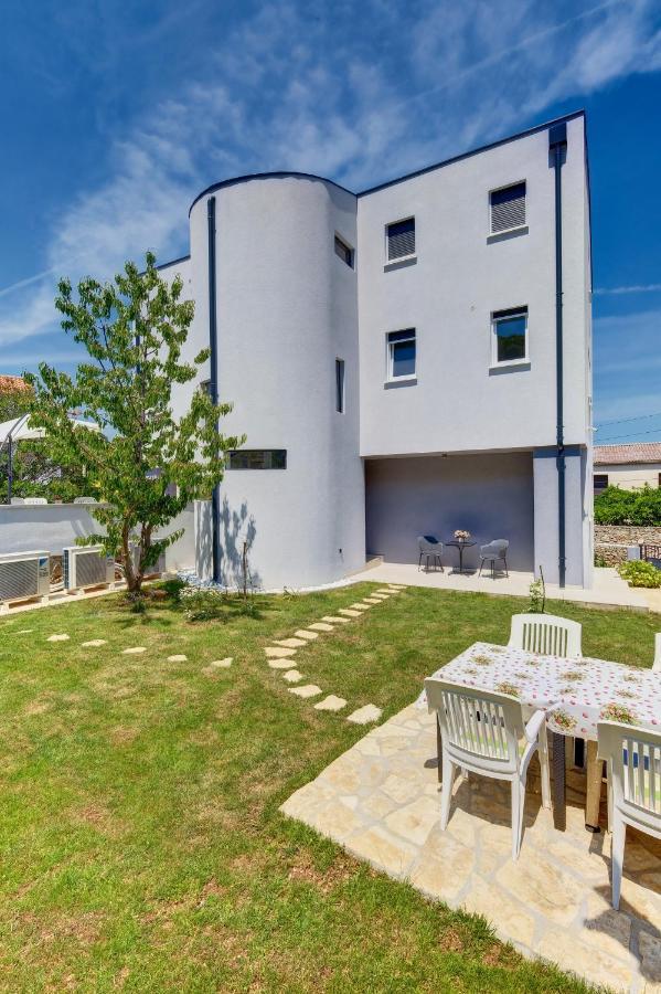 Apartments Hemetek Veli Lošinj Exterior foto